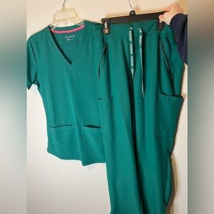 Med Couture Hunter Green Scrub set